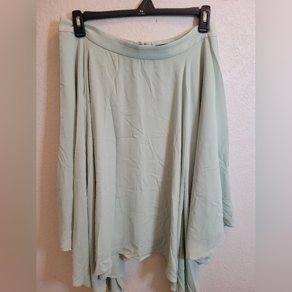 Mint Green Flowy Banana Republic Size Petite 12